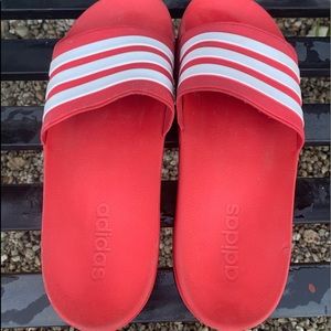 Unisex Adidas cloud foam slides